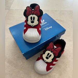 Disney Adidas Minnie Superstar 360